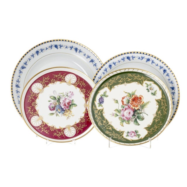White Plates in Porcelain from Vista Alegre, Set of 4 For Sale - Image 8 of 8