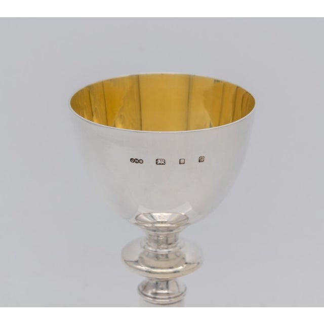 Elizabeth Ii Sterling Silver Chalice & Paten, London, 1985, Set of 2, in Very Good conditions. Designed 1980 to 1989