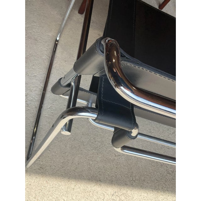 Good used condition. Stable and sound in construction with age related marks. No rust! This is an original Knoll piece and...