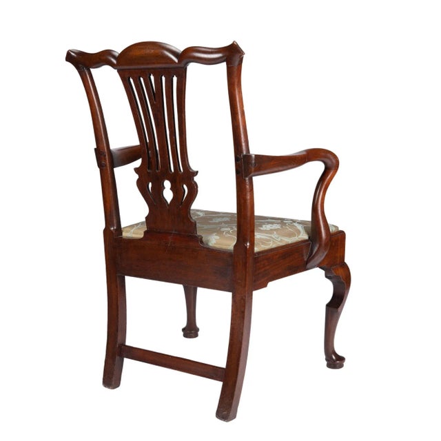 English George II Walnut Arm Chair With Upholstered Slip Seat, 1740 For Sale In Chicago - Image 6 of 13