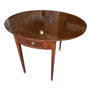Vintage Mahogany Drop Leaf Pembroke Table by Baker. For Sale