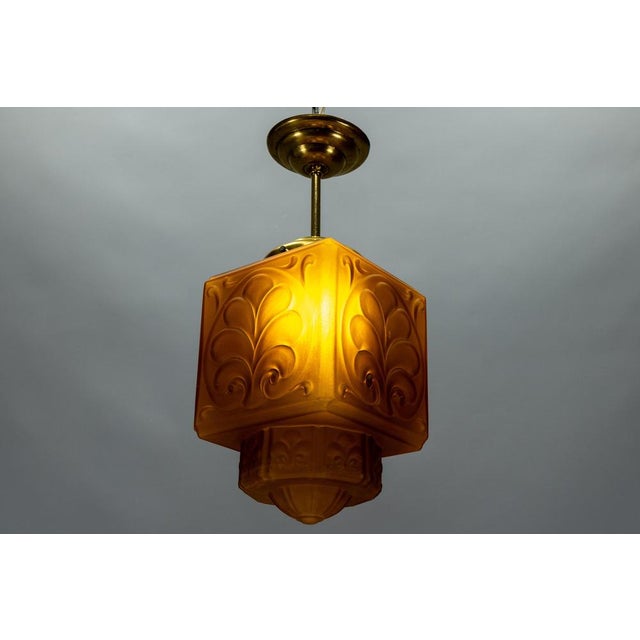 French Art Deco Pendant Light in Molded Amber Glass & Brass, 1930s For Sale - Image 11 of 18