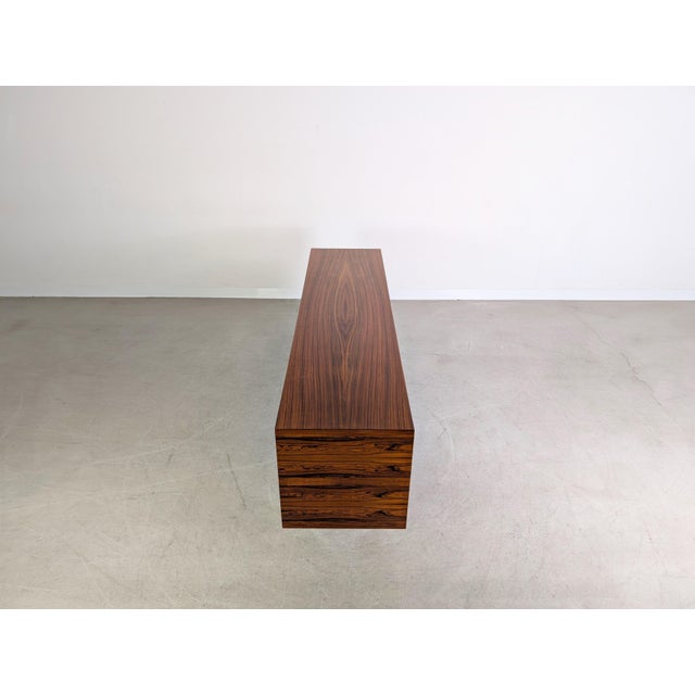 Mid-Century Modern RY 25 Sideboard in Rosewood by Hans J. Wegner for Ry Møbler, 1960s For Sale - Image 3 of 17