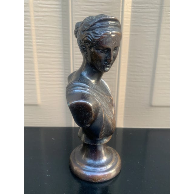 Bronze Neoclassical Grand Tour Cast Metal Bust of Diana the Huntress For Sale - Image 8 of 10