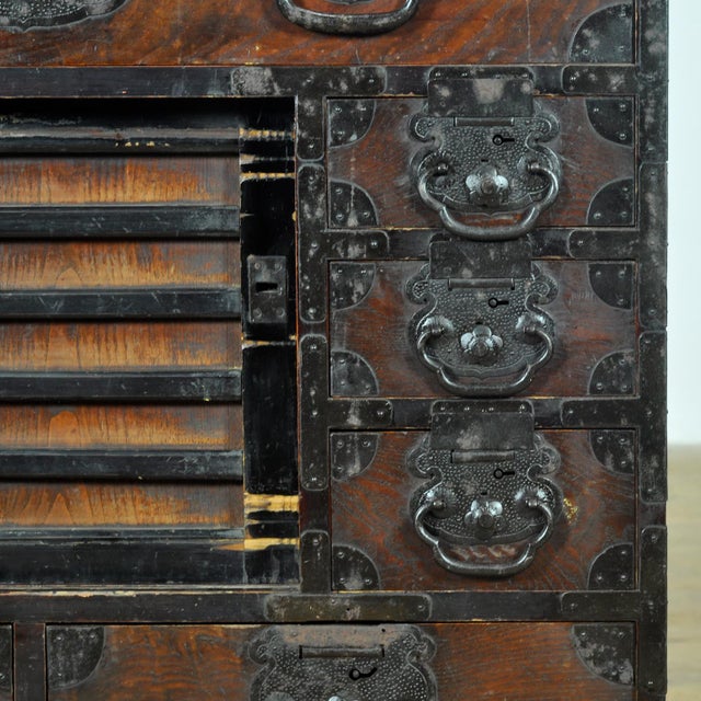 Japanese Tansu Chest of Drawers, 1890 For Sale - Image 11 of 17