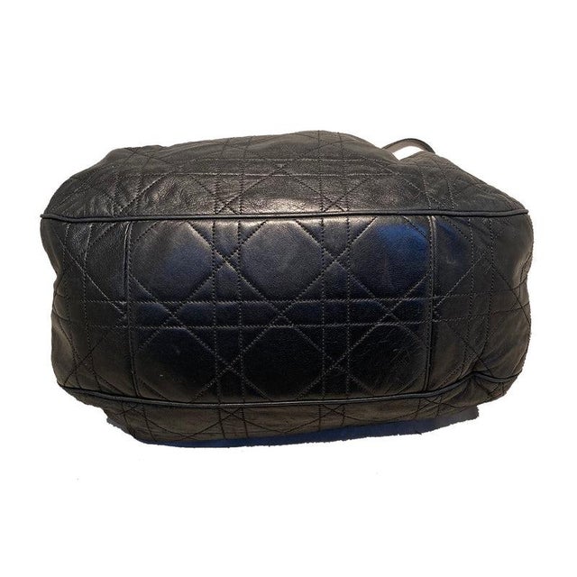 Christian Dior Black Leather Cannage Drawstring Shoulder Bag For Sale In Philadelphia - Image 6 of 11