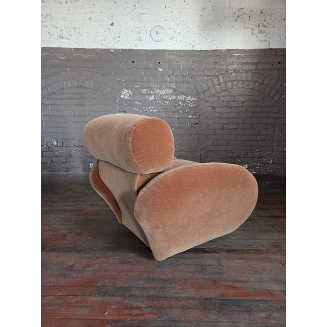 Postmodern Swivel Chair Attributed to Preview in Mohair For Sale In Raleigh - Image 6 of 11