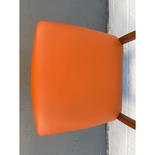 Mid 20th Century Set of Four Ladder Back Dining Chairs by Greaves & Thomas Furniture For Sale - Image 11 of 13