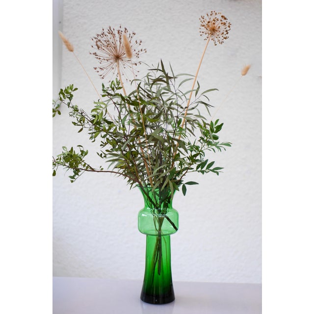 Mid-Century Modern Large Green Tang-Li Vase by Mona Morales Schildt for Kosta, 1970s For Sale - Image 3 of 17
