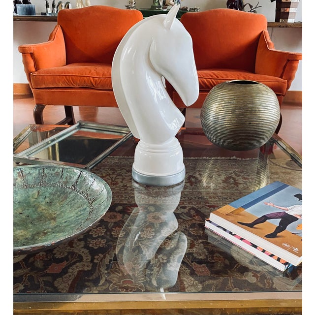 White Resin Chess Horse Sculpture, Italy 1970s For Sale - Image 9 of 10