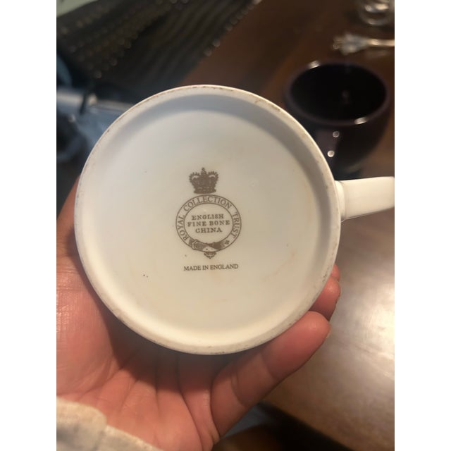 British Colonial Fine Bone China Commemorative Tankard Mug - Trust Commissioned to Celebrate the 60th Anniversary Queen Elizabeth For Sale - Image 4 of 4