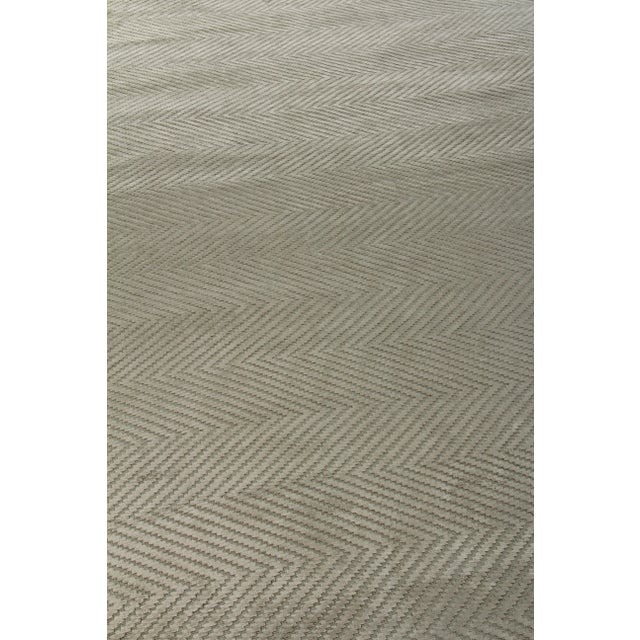Wyllis Hand loom Viscose Khaki Rug-8'x10' For Sale In Los Angeles - Image 6 of 8