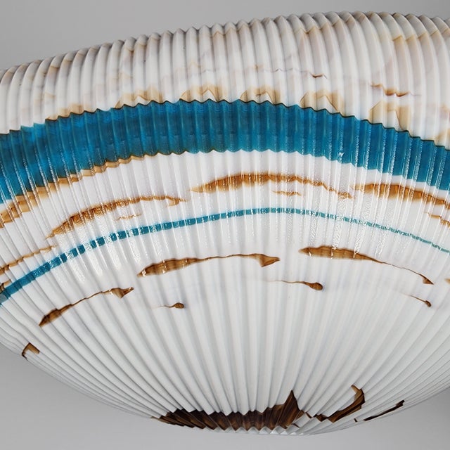 White Murano Art Glass Shell Bowl Venice Centerpiece Iridescent Italy Handmade For Sale - Image 8 of 14