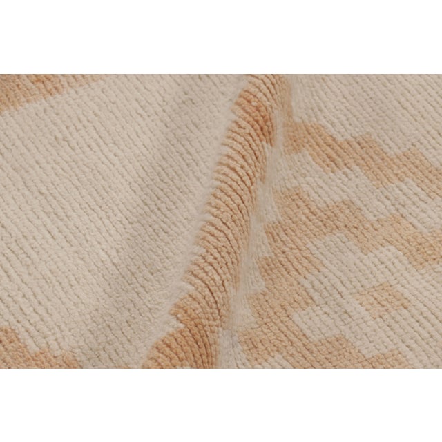 Textile Vintage Tulu Runner Rug in Beige and Cream Diamond Medallions - Rug & Kilim For Sale - Image 7 of 8