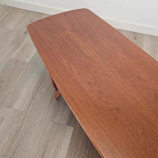 Brown Kurt Østervig Model 206 Surfboard Coffee Table for Jason Møbler 67.5", Denmark For Sale - Image 8 of 18