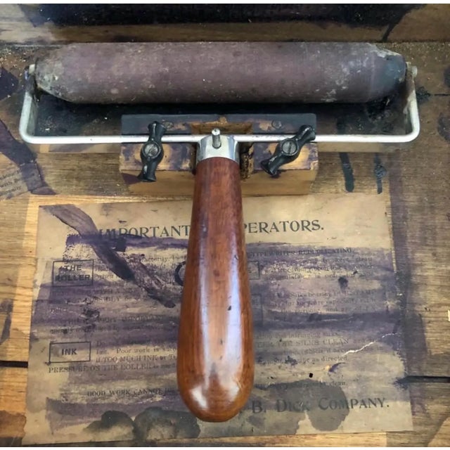 Antique 1899 a.b. Dick No. 61 Edison Mimeograph Machine, Solid Oak W *All Parts* For Sale - Image 9 of 10