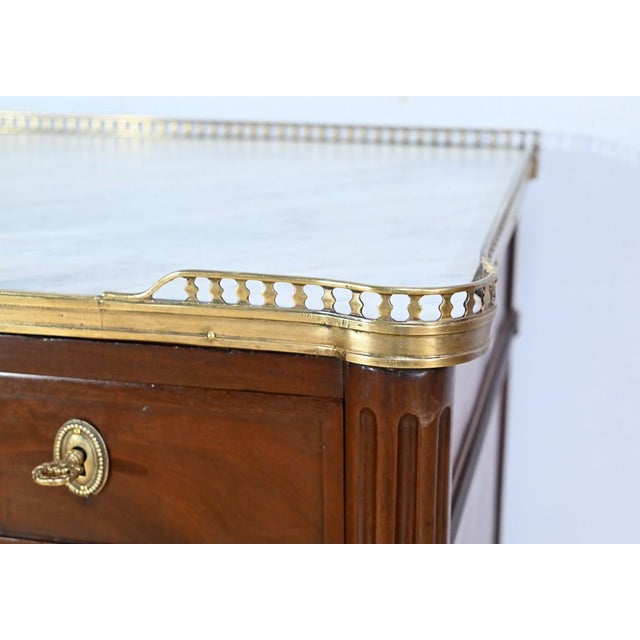 Brown Louis XVI Mahogany Commode For Sale - Image 8 of 18