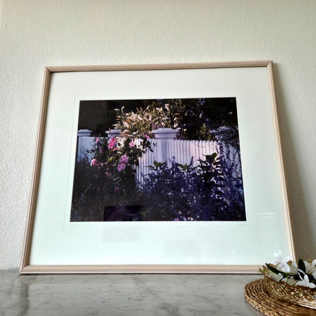 Signed Muren “Pickets & Hibiscus” Vintage Cottage Garden Art | Framed Floral Landscape For Sale In Phoenix - Image 6 of 7