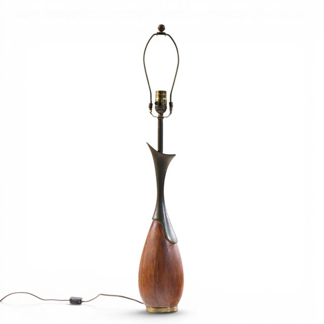 Mid 20th Century Tony Paul for Westwood Industries Mid Century Walnut and Brass Lamps - Pair For Sale - Image 5 of 8
