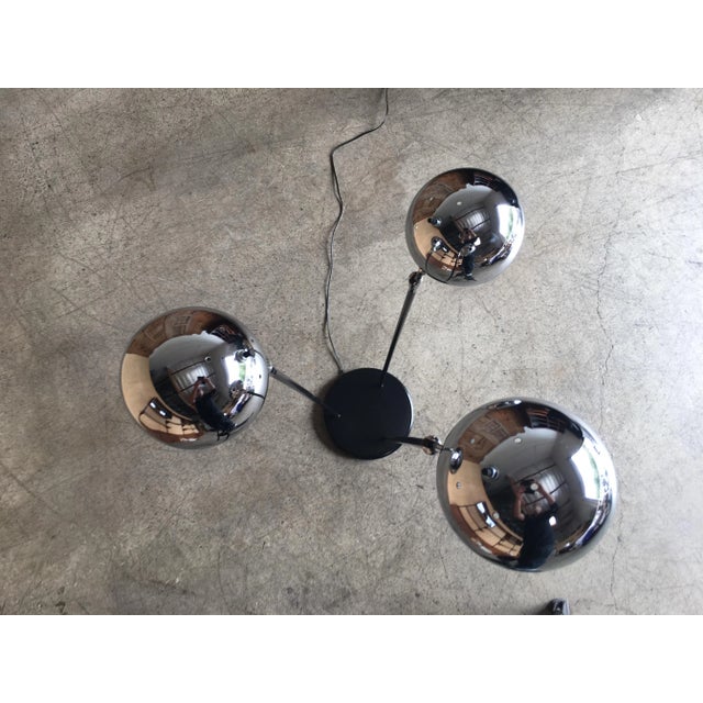 Raymor Mid 20th Century Chrome Globe Floor Lamp Attributed to Raymor For Sale - Image 4 of 7