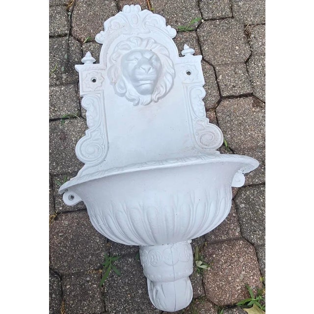 French Country Early 20th Century Lion Head Planter Cast Aluminum Wall Mounted Planter For Sale - Image 3 of 6