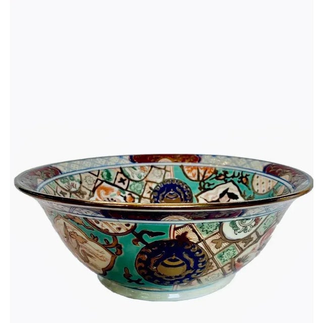 Mid-Century Chinese Porcelain Macau Hand Painted Decorative Imari Style Console Bowl For Sale - Image 4 of 9