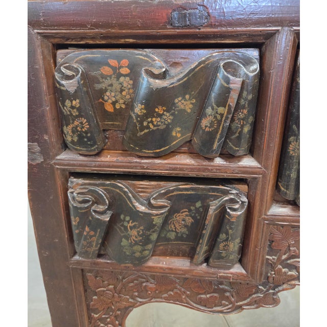 Antique Chinese Qing Dynasty Lacquer Side Table With Birds and Flowers For Sale - Image 4 of 17