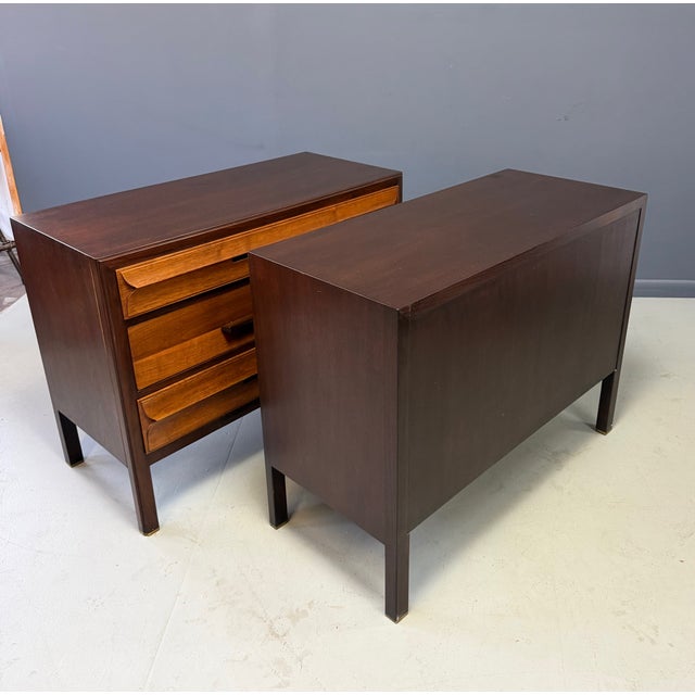 Brown 1950s Pair of Edward Wormley for Dunbar Model 5911 Gentleman’s Chests Original Finish For Sale - Image 8 of 13