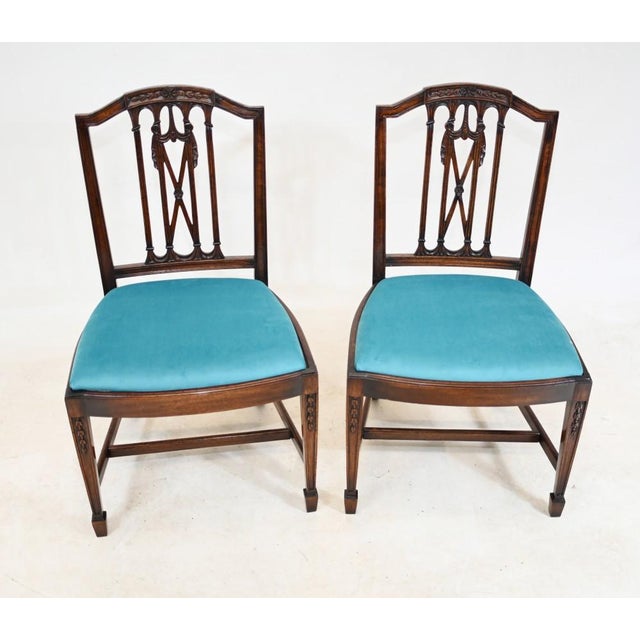 Hepplewhite Dining Chairs in Mahogany, 1890s, Set of 12 For Sale - Image 4 of 10