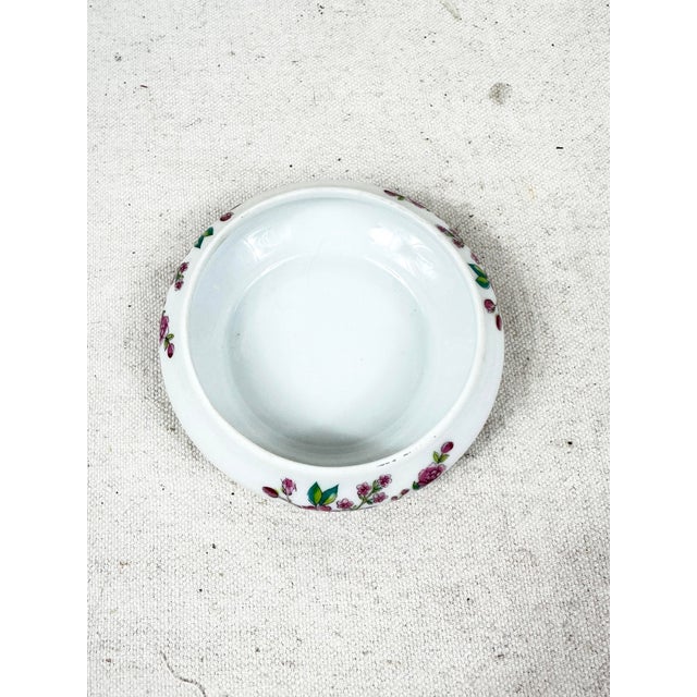 Late 20th Century Vintage Limoges Chinoiserie Floral Lidded Box For Sale - Image 5 of 7