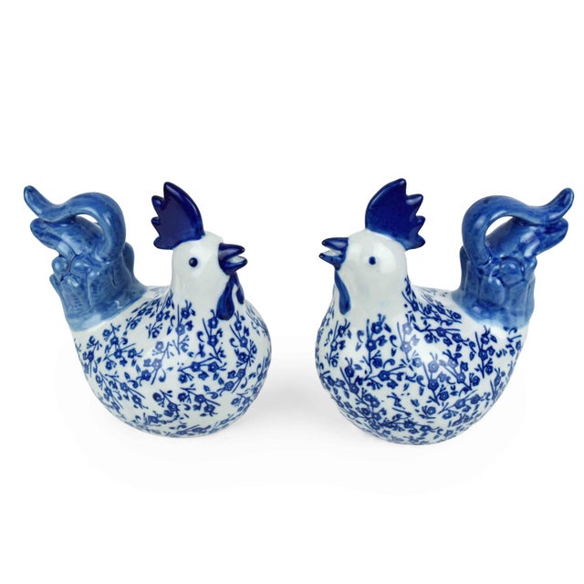 Late 20th Century Vintage Chinoiserie Style Blue and White Porcelain Rooster Figurines With Floral Motif - 2 Pieces For Sale - Image 5 of 7