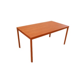 Extendable Table in the style of Florence Knoll Bassett for Knoll International, 1973 For Sale