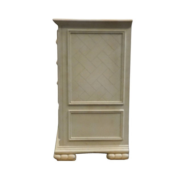 Late 20th Century Atlavista Lane Cream / Off White Contemporary Modern 56" Double Dresser For Sale - Image 10 of 13
