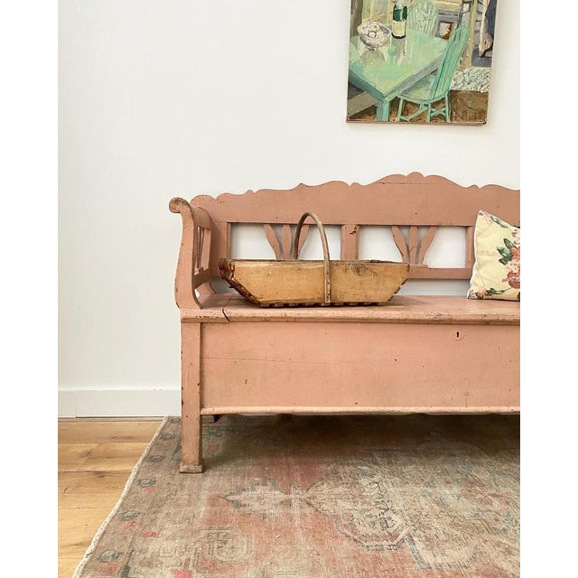 An utterly stunning French settle bench in original chippy pink paint. Perfectly worn naturally and in very sturdy...