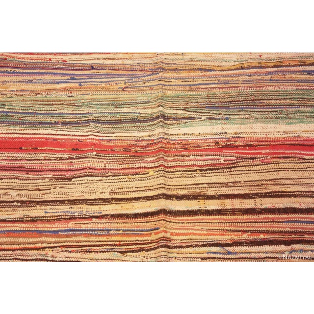 Nazmiyal Collection Primitive Design Vintage Moroccan Kilim Rug For Sale In New York - Image 6 of 9