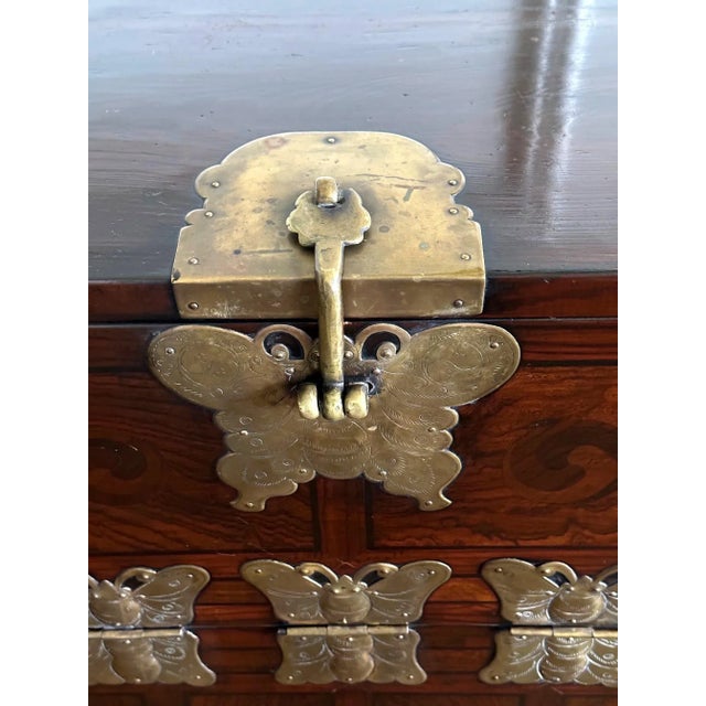 Fine Antique Korean Wedding Bandaji Chest Joseon Dynasty For Sale - Image 11 of 12