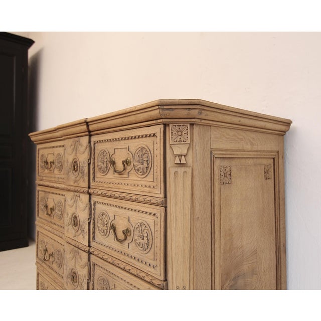 Beige 19th Century Bleached Oak Chest of Drawers For Sale - Image 8 of 18