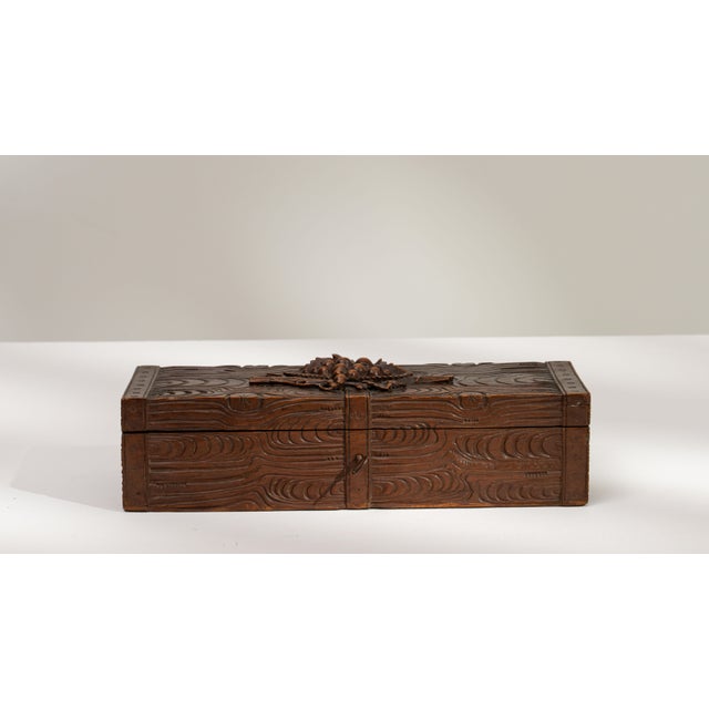 Early 20th Century Switzerland Black Forest Brown Wood Box For Sale - Image 16 of 18