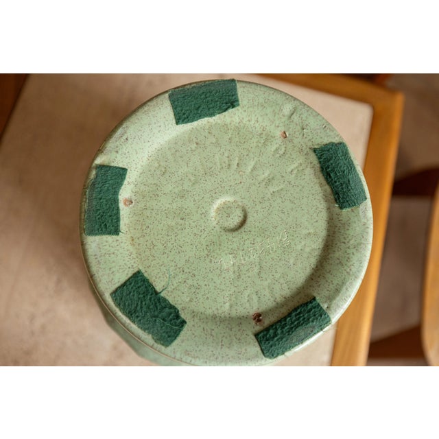 Green Large Mid-Century Ceramic Planter – u.s. Pottery Ambassador Jardiniere For Sale - Image 8 of 10