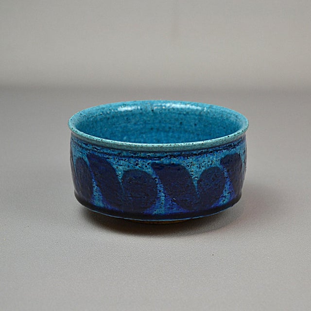 Blue Ceramic Bowl by Inger Persson for Rörstrand Studio, Sweden, 1960s For Sale - Image 8 of 8