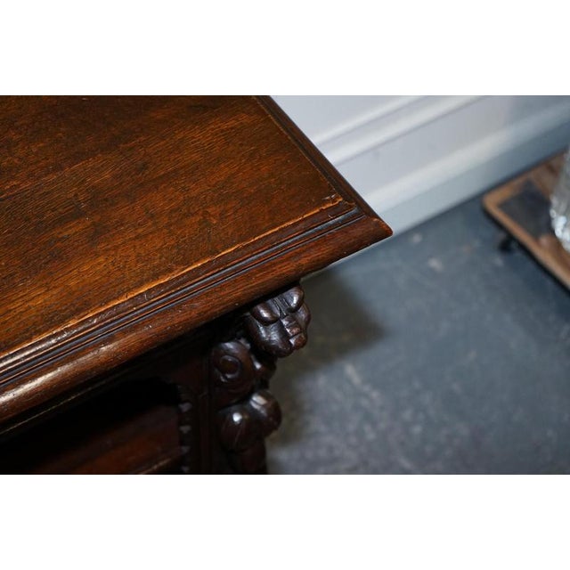 Antique Oak Greenman & Lionheads Dwarf Open Bookcase, 1880 For Sale - Image 12 of 17