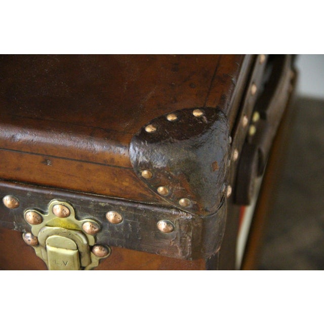 Early 20th Century Antique Leather Trunk from Louis Vuitton, 1900s For Sale - Image 5 of 18