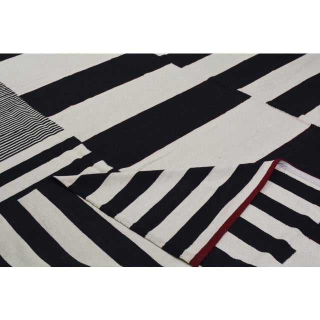 2000 - 2009 Afghan Modern Flatweave Kilim Wool Rug, 9'6"x12' For Sale - Image 5 of 6