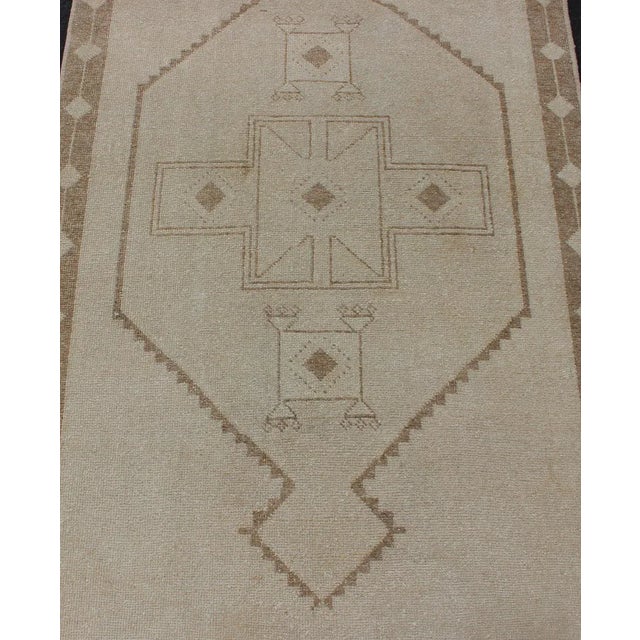 Vintage Oushak Turkish Runner With Geometric Medallions in Tan and Light Brown For Sale - Image 9 of 13