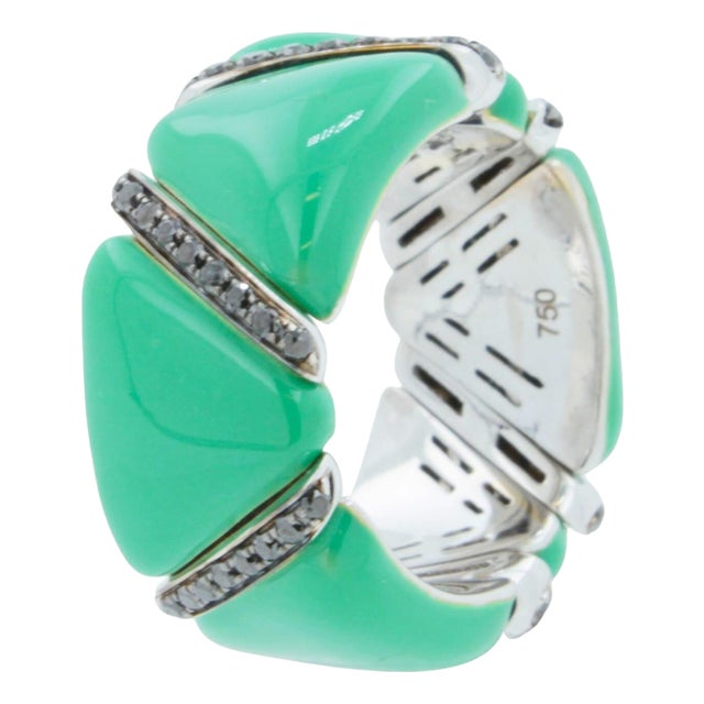 Black Diamond Green Enamel Eternity Band 18 Karat White Gold Unique Italian Ring, Size 5 For Sale