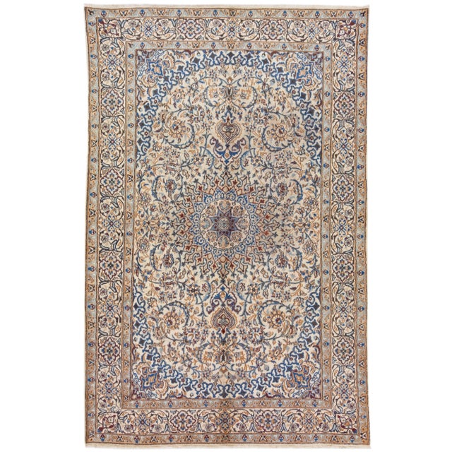 Textile 1960s Vintage Persian Kashan Handmade Medallion Beige Wool Rug For Sale - Image 7 of 7