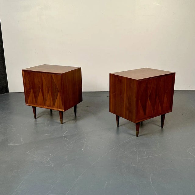 Pair of Danish Mid-Century Modern Style Geometric Nightstands, Walnut, Brass A finely polished Mid Century pair of bedside...