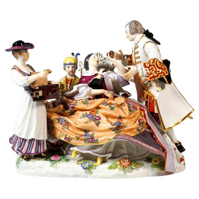 Crinoline Group the Heart Box attributed to J.J. Kaendler for Meissen, Germany, 1850 For Sale - Image 9 of 9