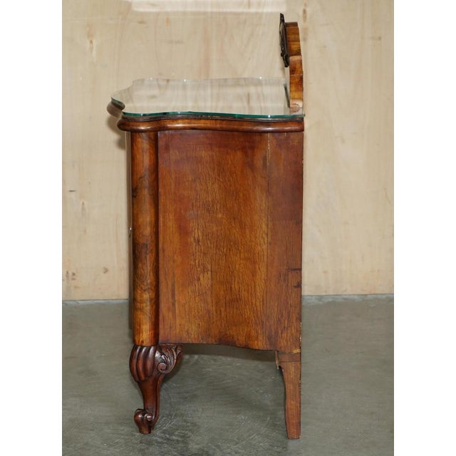 Antique Victorian Burl Walnut Nightstands, Set of 2 For Sale - Image 12 of 18