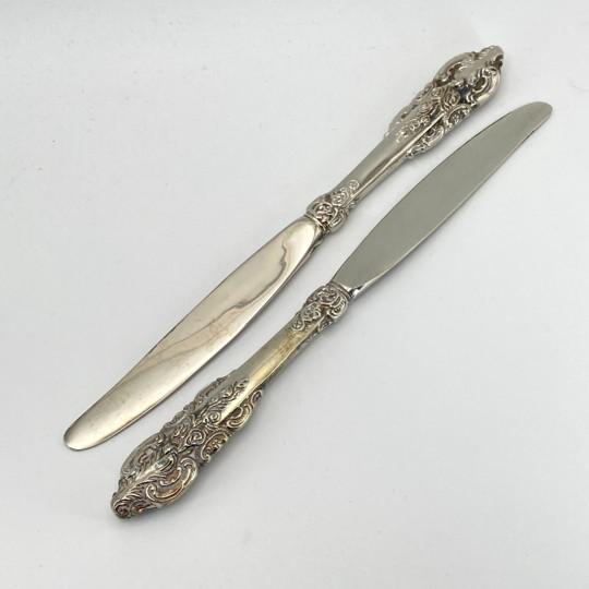 Silver “Baroque by Godinger” Silverplate 65-Piece Flatware Set: Service for 12 With Serving Pieces and Vintage Storage Chest For Sale - Image 8 of 18